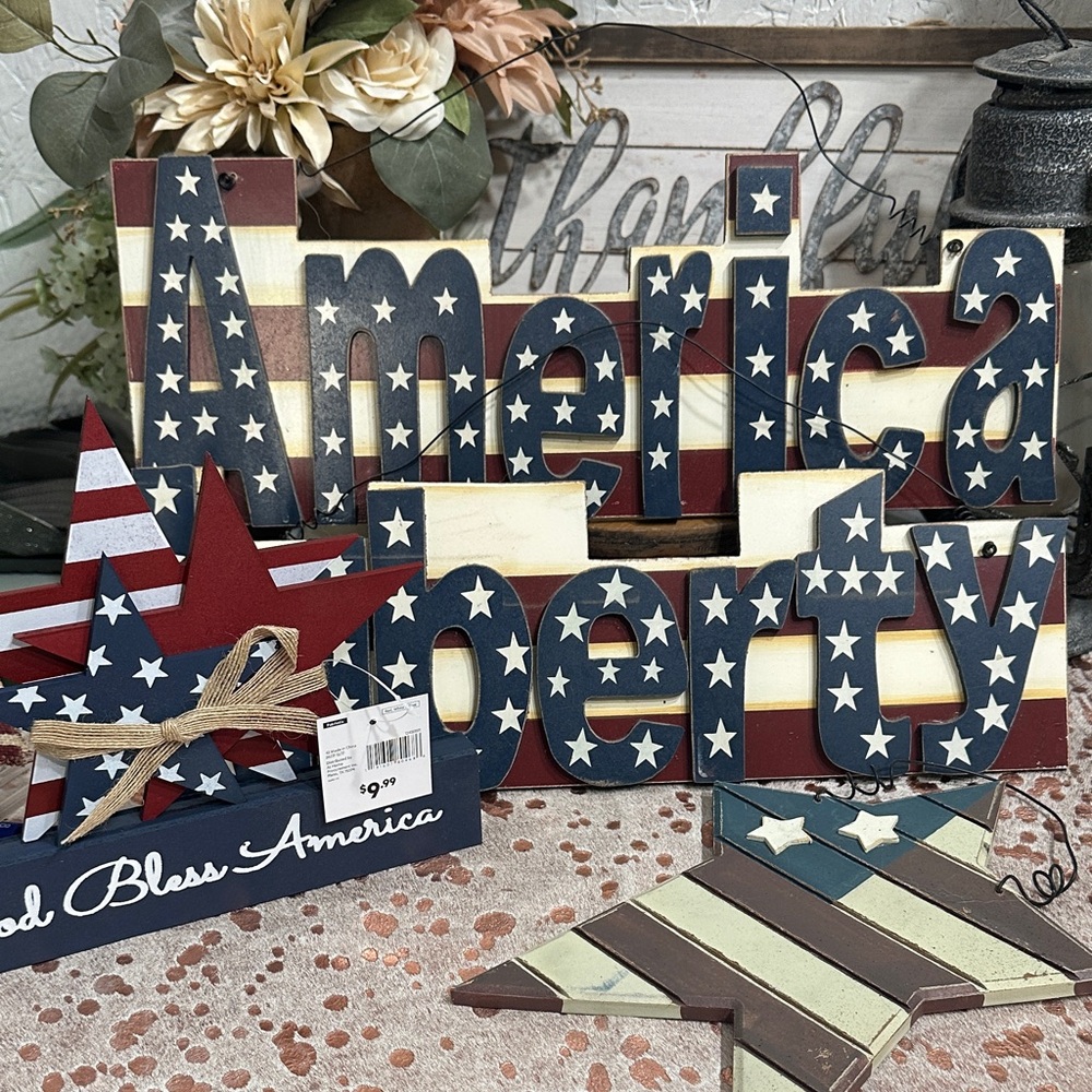 Patriotic America Liberty Sign Decor bundle